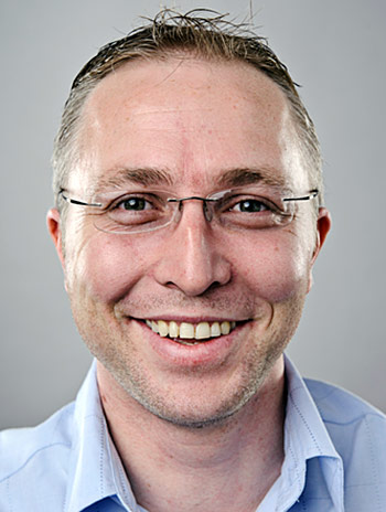 Dr.&nbsp; Scott Thomas